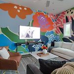 The Harper House - Beautifully Designed, Rooftop