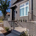 Beautiful West Nashville Home Rooftop Deck