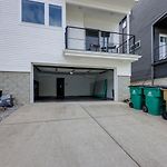 Southside Extraordinaire Walk To Gulch Lux Four Bedroom