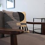 Two Gorgeous Homes Twenty Guests Amazing Location