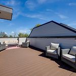 Hey Nashville Dolly Denim Dual Townhomes