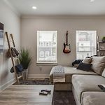 Classy, Cozy, Close To Downtown