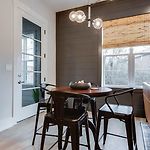 Chic Vandy Condo With Garage - 3 Miles To Broadway
