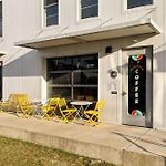 Modern Townhome 2 Miles South Of Downtown And Broadway Ave
