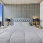 Golden Luxe Suite Downtown Nashville