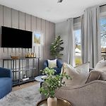 The Traveller New Redesign With Peloton & Sauna!