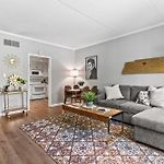 Famous Music Row 1 Bedroom Condo With Free Parking And Pool