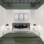 Layla\'S Downtown Nash Retreat | Walk To Broadway - Pool, Gym, Private Balcony, And More!