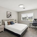 Avery Apartments D33 I Spacious 2 Bed 1 Bath