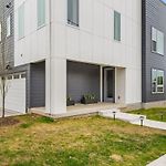 Beautiful 3Bd Home Villa With 2 Story Rooftop For