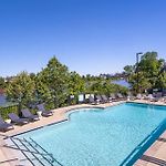 2 Bdr Riverfront Living In Downtown Nashville