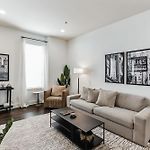 1 Bdr Loft Centrally Located In West End