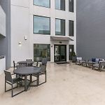 Trendy Apt For 8 In Highly Walkable Neighborhood