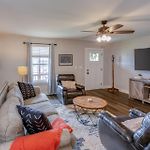 Centrally Located Cozy Pet Friendly Cottage
