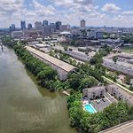 2 Bdr Riverfront Living In Downtown Nashville