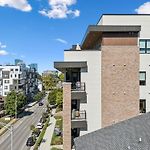 H&O On Music Row