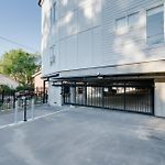 Modern 2-Bedroom Condo In Nashville