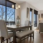 Cityview 211
