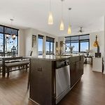 Cityview 211