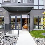 Tria - 3 Condos - Odyssey