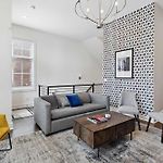 Modern West End Oasis Rooftop Views