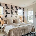Stunning New Build In East Nash Minutes To Broadway The Stage By Avantstay