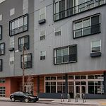 The Houston Flat - Monthly Furnished Rental! By Stay Local Nashville