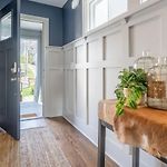 Bustling Broadway By Stay Local Nashville
