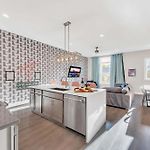 Brand New City Views Karaoke Room Near Downtown