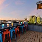 Hot Tub Poker Pool Table & Rooftop City Mls View