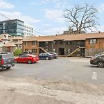 Cozy Condo By Music Row, Walk To Restaurants And Bars