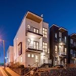 The Skyline Social - Retreat & Private Rooftop