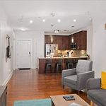 The Nashville Nook - Barn Doors & Broadway Dreams