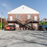 Historic Church Loft East Nash Free Parking