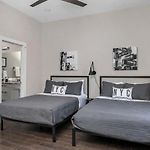 Stunning Rooftop Views Of Nashville With Hot Tub