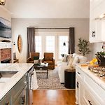 Sprawling Sylvan Park Estate