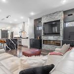 High Note Hideaway- Modern 4Br Oasis Near Opryland