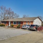 5 Mi To Broadway Fun! Group-Ready Nashville Home