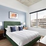 Landing Incredible 2Bd Yoga Studio Pool