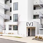 Penthouse River View Condo With Patio And Parking Near Downtown