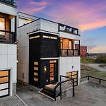 8Min To Downtown With Rooftop Golf Grill And Firepit
