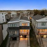 Balcony Bar, Grill & Firepit With A View And Sleeps 16 Only 8 To Broadway