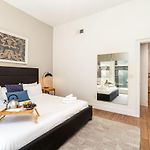 The Saddlery-Southern Set-2 Units-Walk To Broadway