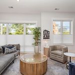 The Acklen-Private Balcony-4 Mins To Broadway
