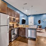 Barrelhouse Loft | 10 Min To Broadway Near Vandy And Centennial Park