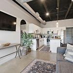 1Br Condo - King Bed - 10Mins To Broadway