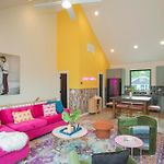 Bohemian Chic Hot Tub Sleeps 12