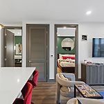 Modern Condo For 6 With Rooftop & Gym Near Dt