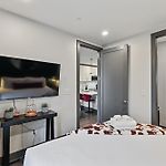 Modern Condo For 6 With Rooftop & Gym Near Dt