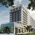 Nashville King Bed, Gym, Rooftop Pool, Free Parking